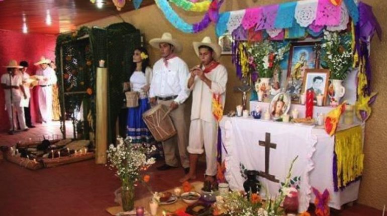 Llama Cantón a familias tabasqueñas a disfrutar del arte y la tradición del Día de Muertos