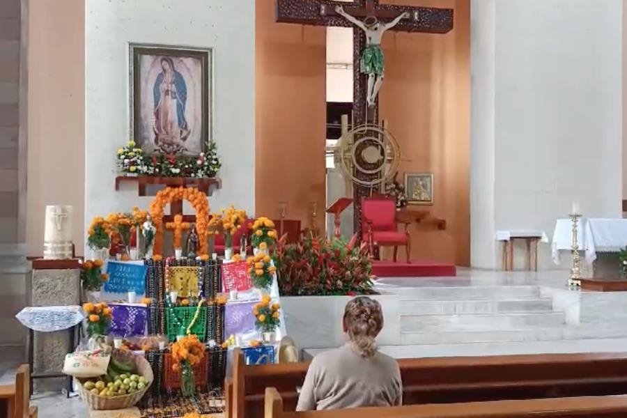 Catedral del Señor de Tabasco recibirá retratos de fieles difuntos en sus 9 misas