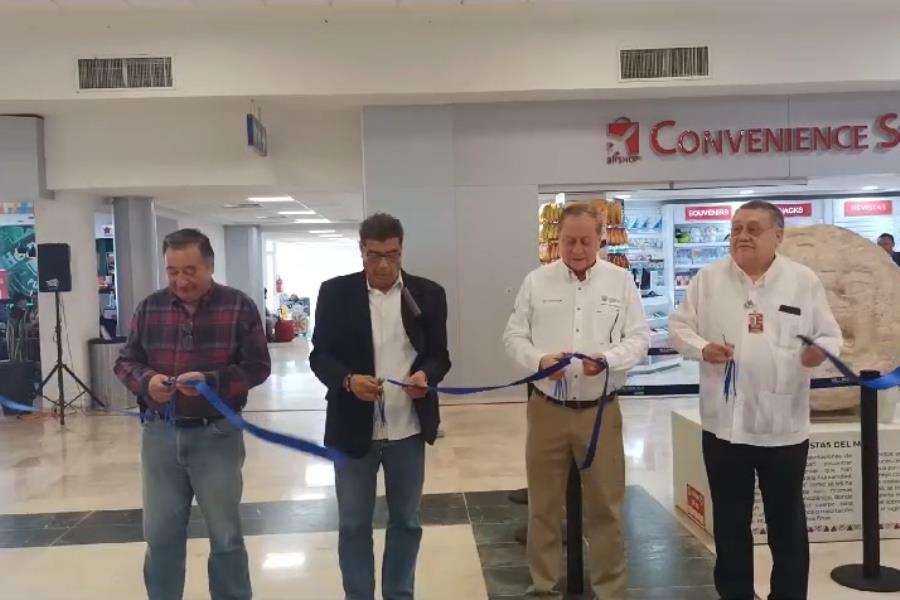 Inauguran exposición con piezas Olmeca en el aeropuerto de Villahermosa