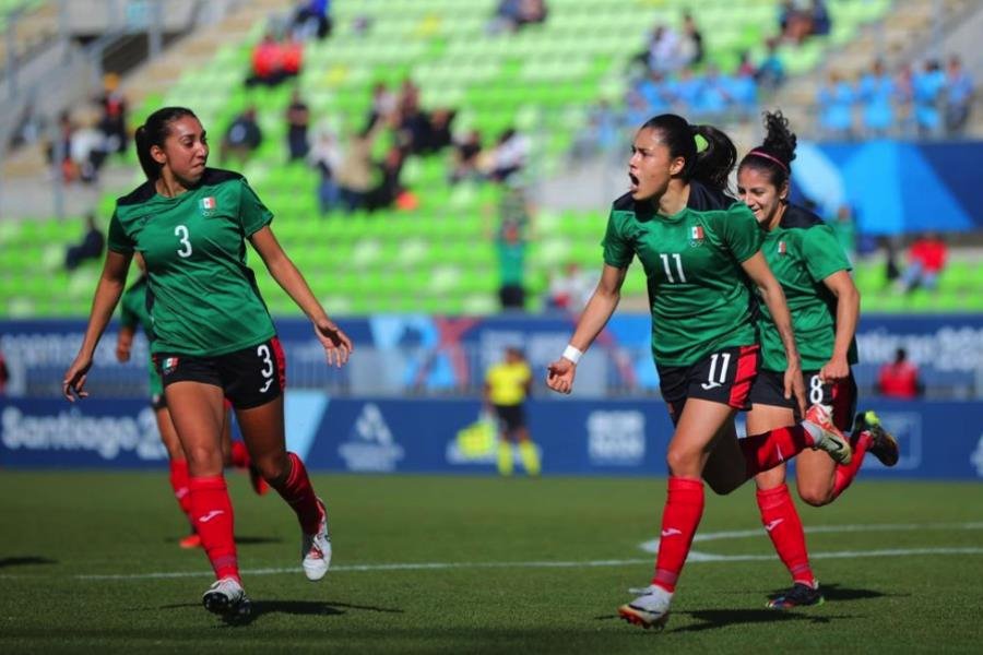 15 de agosto podría ser declarado "Día Nacional de la Mujer Futbolista": Senado de la República