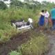 Por esquivar a motociclistas, automovilista terminó volcada en la vía corta Cunduacán-La Isla 