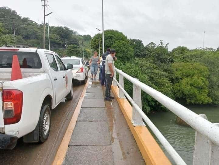 Encuentran cuerpo de mujer flotando en río de Teapa 