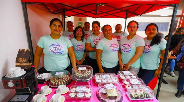 Concluye capacitación de la Cuarta Generación de Mujeres al Centro