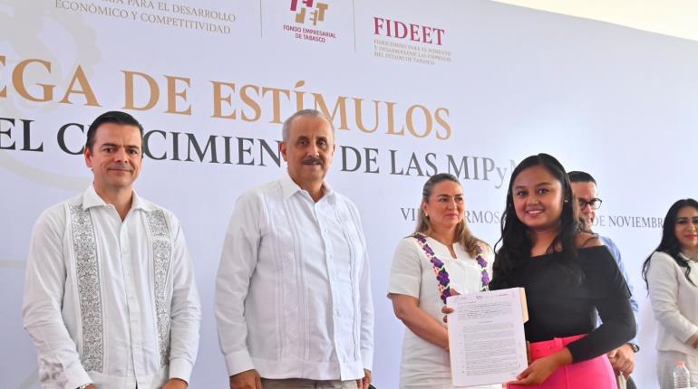 Entrega gobierno de Tabasco apoyos por 20 mdp a Mypimes