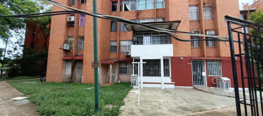 Vecinos de edificios verticales violan Ley de Condominios con obras, pese a riesgo de colapso 