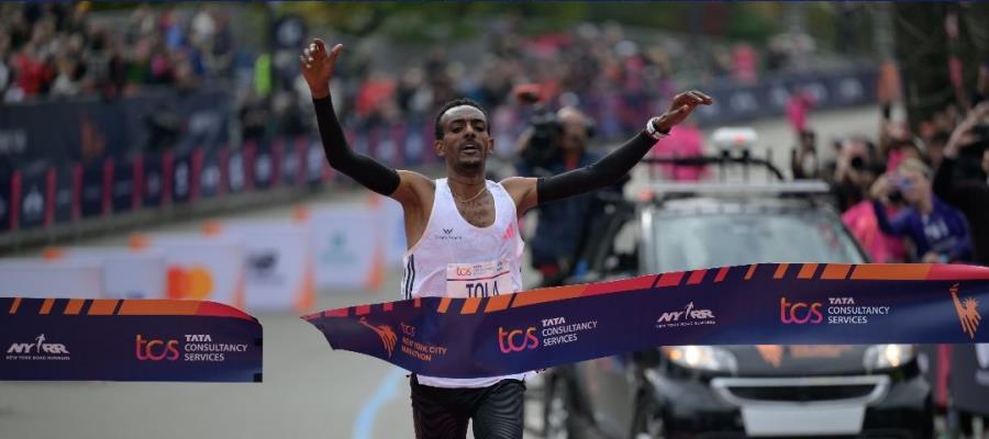 Tamirat Tola gana el Maratón de Nueva York e impone nuevo récord