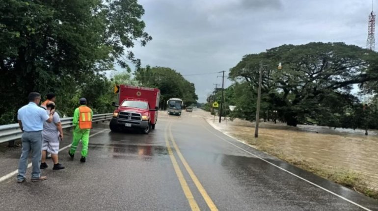 Continúa suspensión de clases en Jalapa, Teapa y Tacotalpa por anegaciones en la Sierra