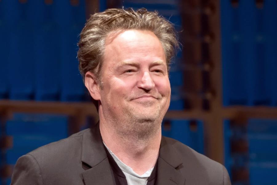 Sepultan a Matthew Perry en ceremonia privada