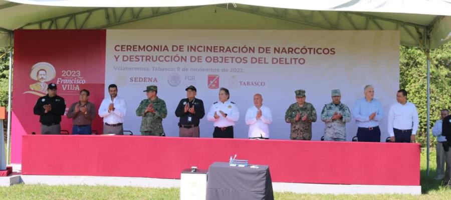 Incinera FGR en Tabasco 79 kilos de narcóticos y 94 mil objetos del delito