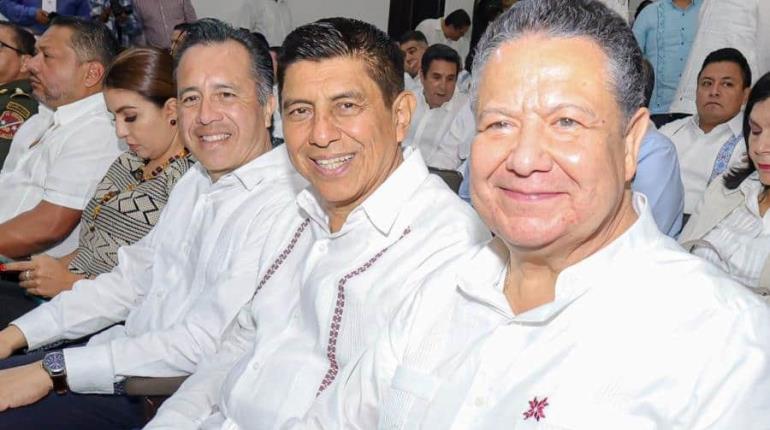 Destacan gobernadores de Oaxaca e Hidalgo, trabajo de Merino en Tabasco