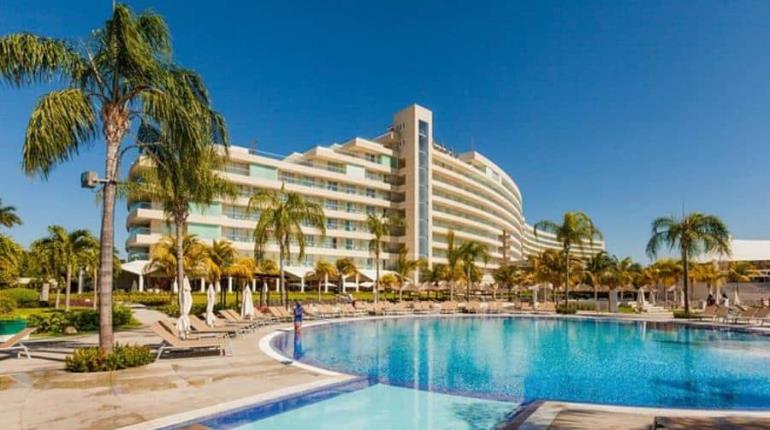 Abrirán hoteles de Grupo Mundo Imperial en Acapulco a partir de febrero