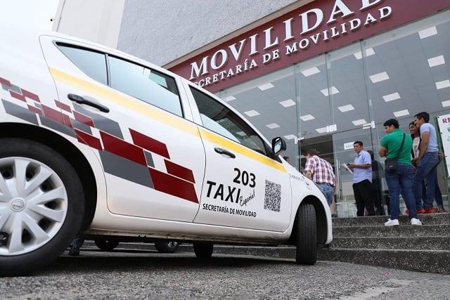 Nuevos taxis contarán con botón de pánico, taxímetro y vigilancia: Semovi