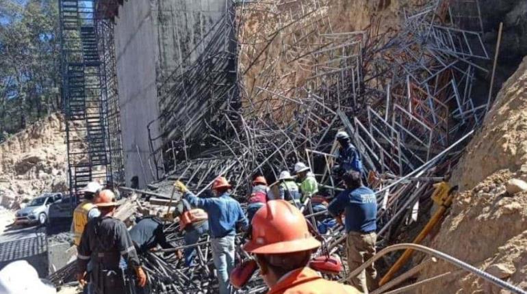 Mueren 5 obreros por desplome de andamio en Hidalgo