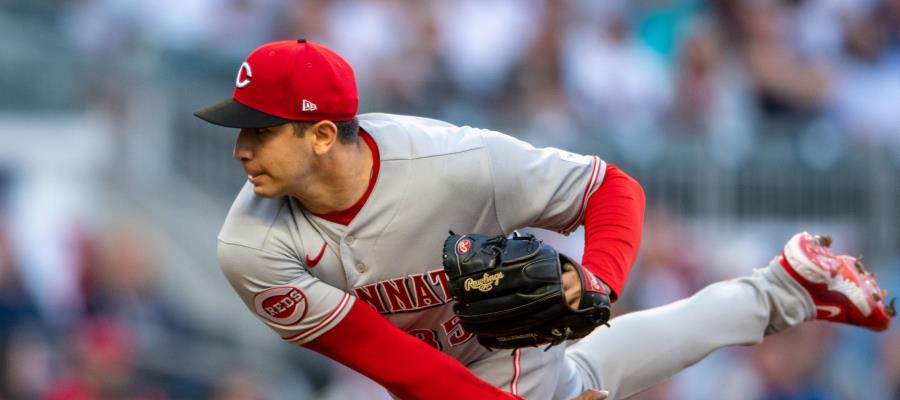 Luis Cessa firma contrato de Ligas Menores con Reales de Kansas City