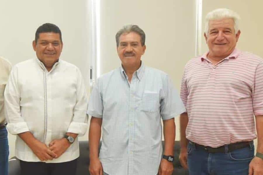 Ojeda, Mónica y Cantón celebran que May sumara a Evaristo a su proyecto