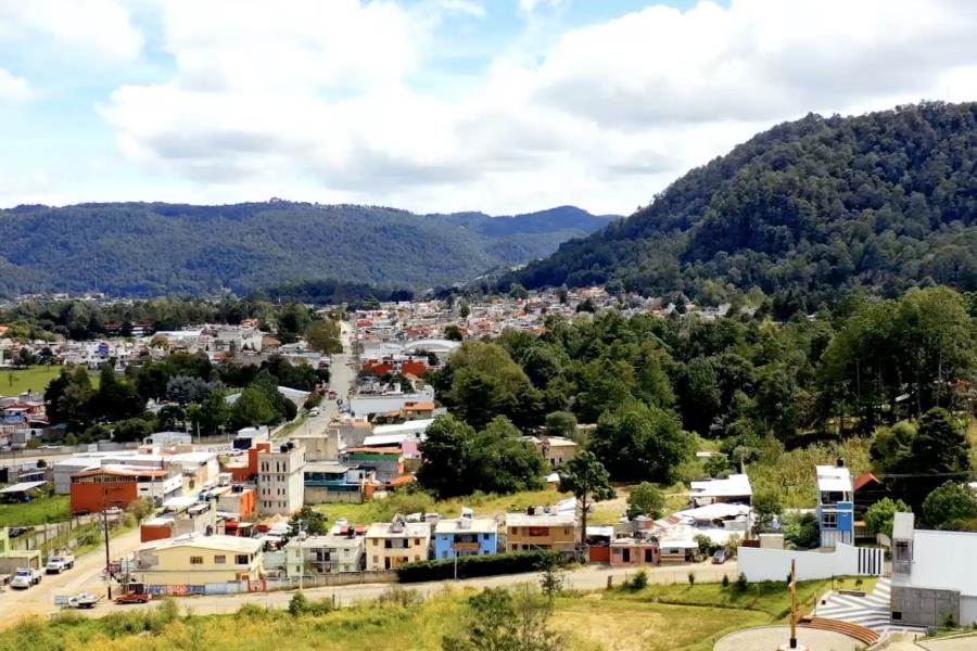 Presentan a empresarios tabasqueños Residencial La Alborada en San Cristóbal de las Casas