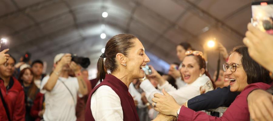 Agua de Tabasco da la bienvenida a Sheinbaum en Cárdenas