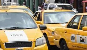 Asaltan a taxista y le roban auto en Gaviotas Sur