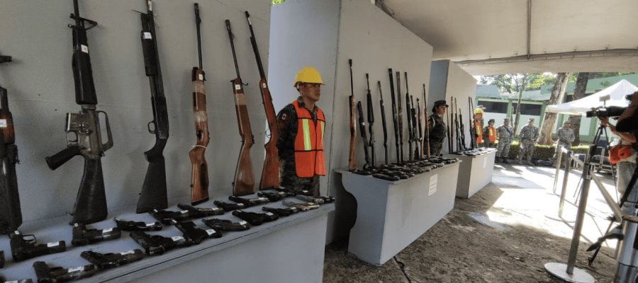 Destruye Sedena 132 armas de fuego aseguradas en Tabasco