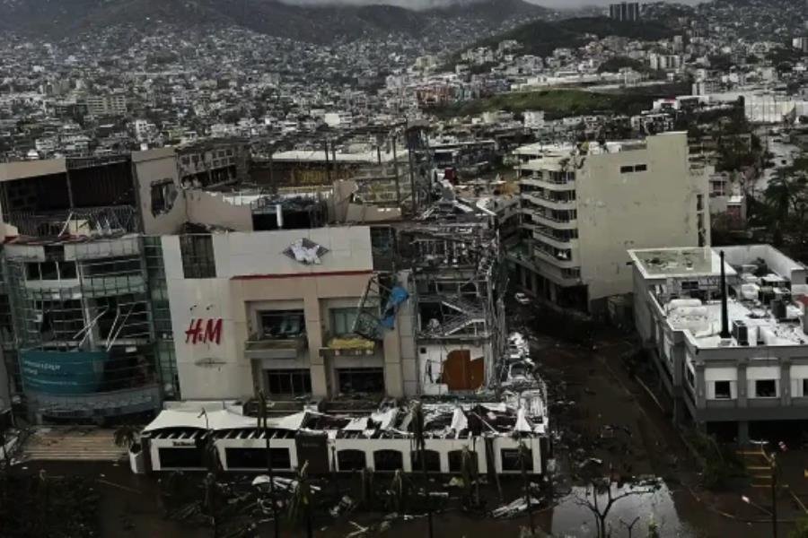 Huracán Otis cerca de entrar entre los tres más severos en pérdidas en México: asociación de seguros