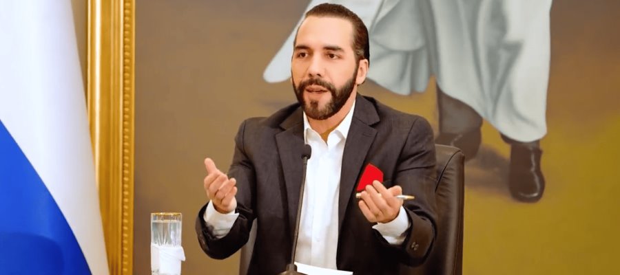 Nayib Bukele pide que se investigue a su gabinete