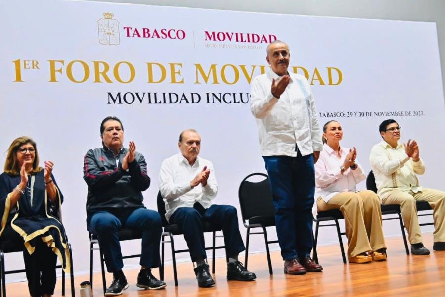 Gobernador pide empatía para personas con capacidades diferentes durante foro de Movilidad