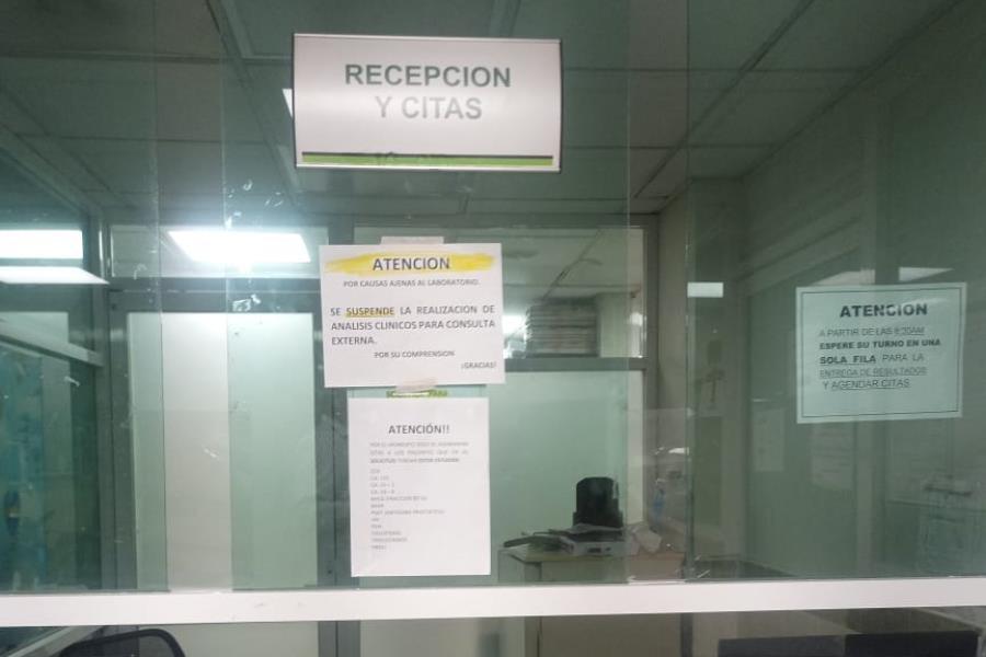 Reconoce Juan Graham que está suspendida la realización de análisis clínicos