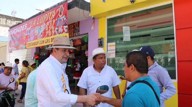 A no quedarse callados y fijarse bien que llegue gente buena a los gobiernos, llama Fócil