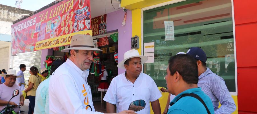 A no quedarse callados y fijarse bien que llegue gente buena a los gobiernos, llama Fócil