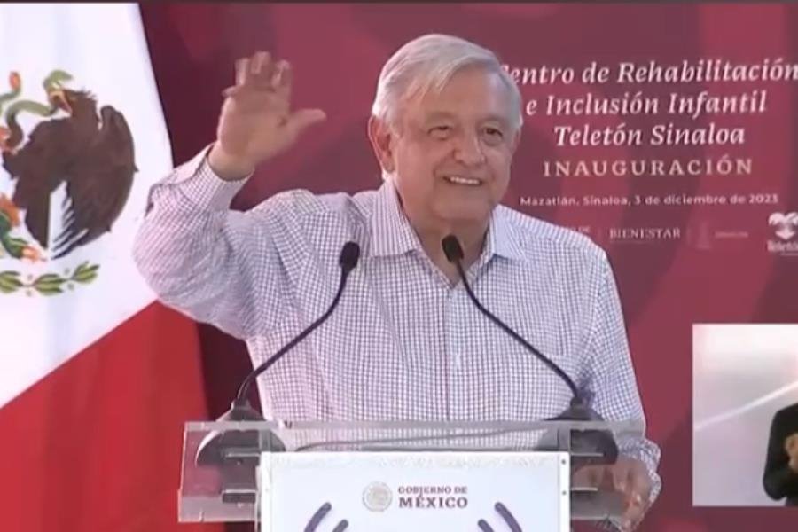 Anuncia AMLO iniciativa para elevar a rango constitucional pensión para personas con discapacidad