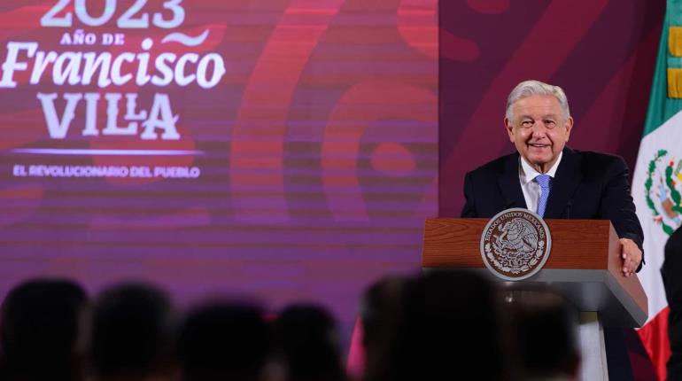 Abrir al debate iniciativa para reducir jornada laboral, propone AMLO 