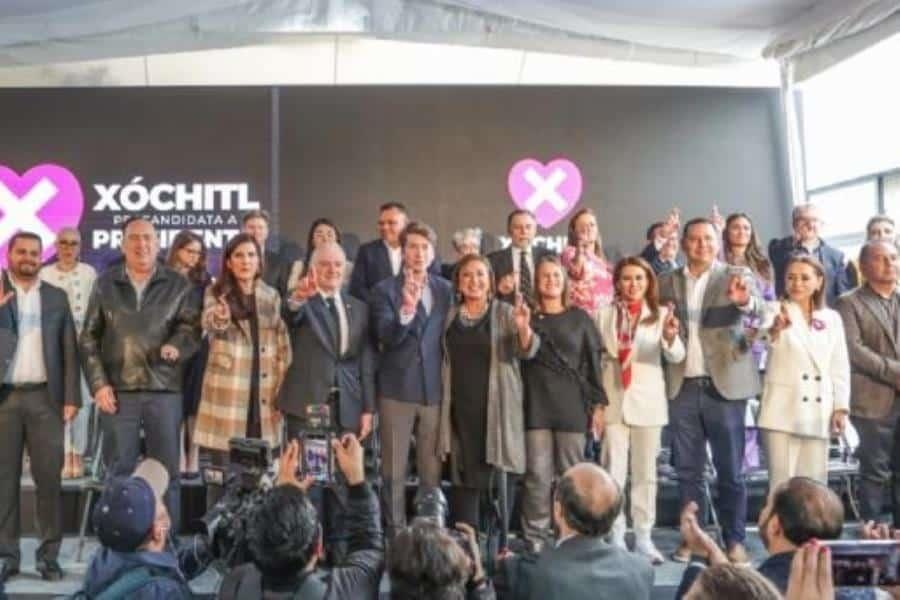 Presenta Xóchitl Gálvez su equipo de campaña