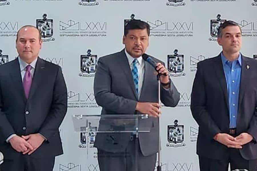 Renuncia Luis Orozco como gobernador interino de Nuevo León