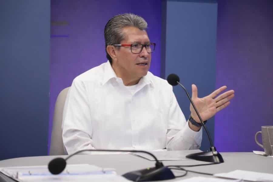 Regresa Monreal a la coordinación de Morena en el Senado