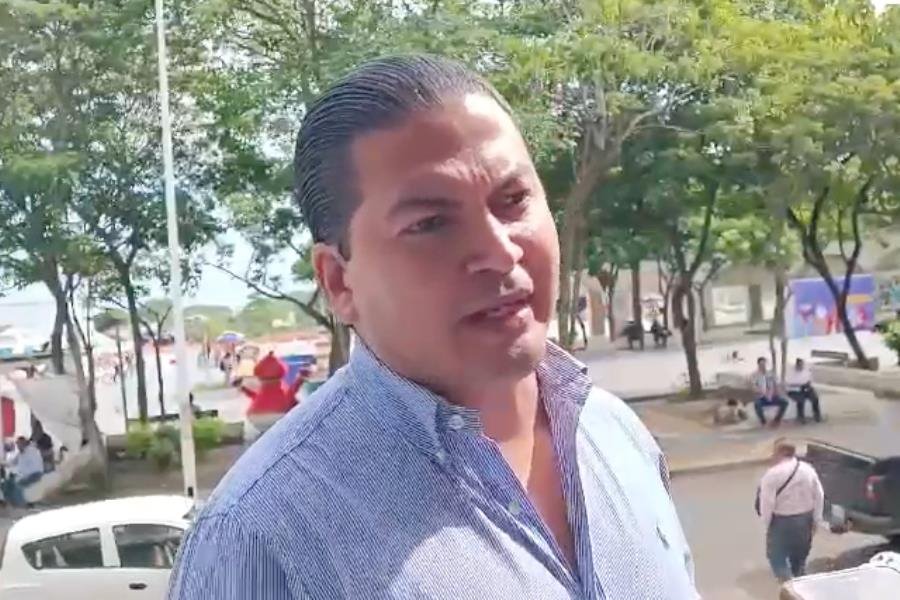 Descarta Bracamonte plan B si no gana encuesta para ser candidato de Morena en Centro