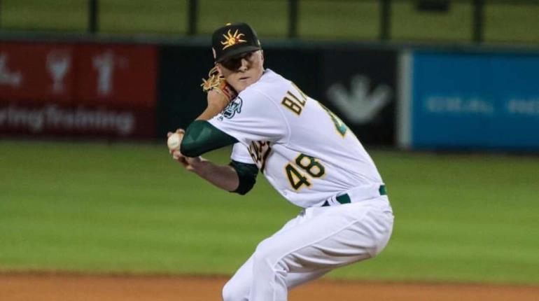 Lanzador norteamericano, Nolan Blackwood, se une a Olmecas de Tabasco para 2024 
