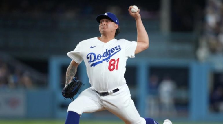 El lanzador mexicano, Víctor González, llega a los Yankees de Nueva York