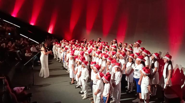 Niños de la zona indígena Yokotan cantan por la paz