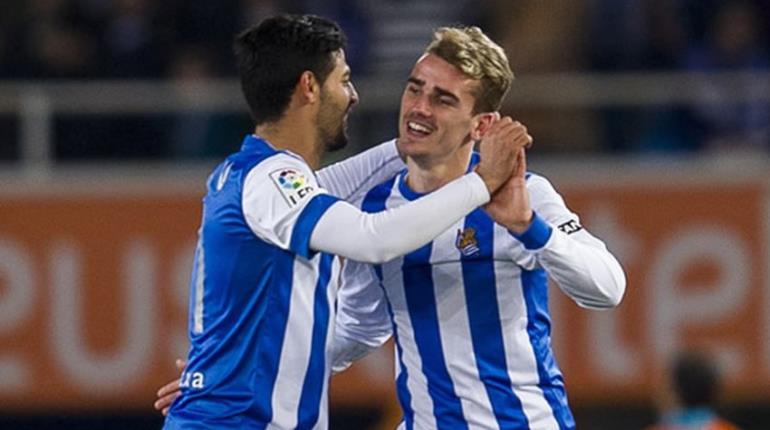 ¡Emotivo! Carlos Vela y Griezmann, se reencuentran después de muchos años en Madrid