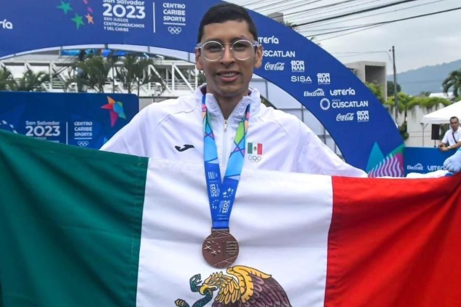 El mexicano Noel Chama gana plata en prueba de 20 km. de marcha