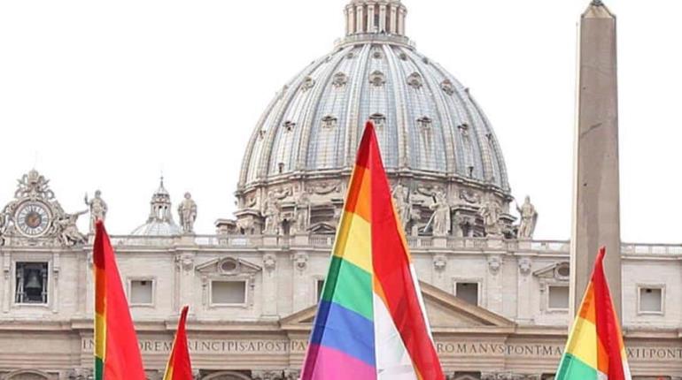 Acepta Vaticano bendición de parejas homosexuales