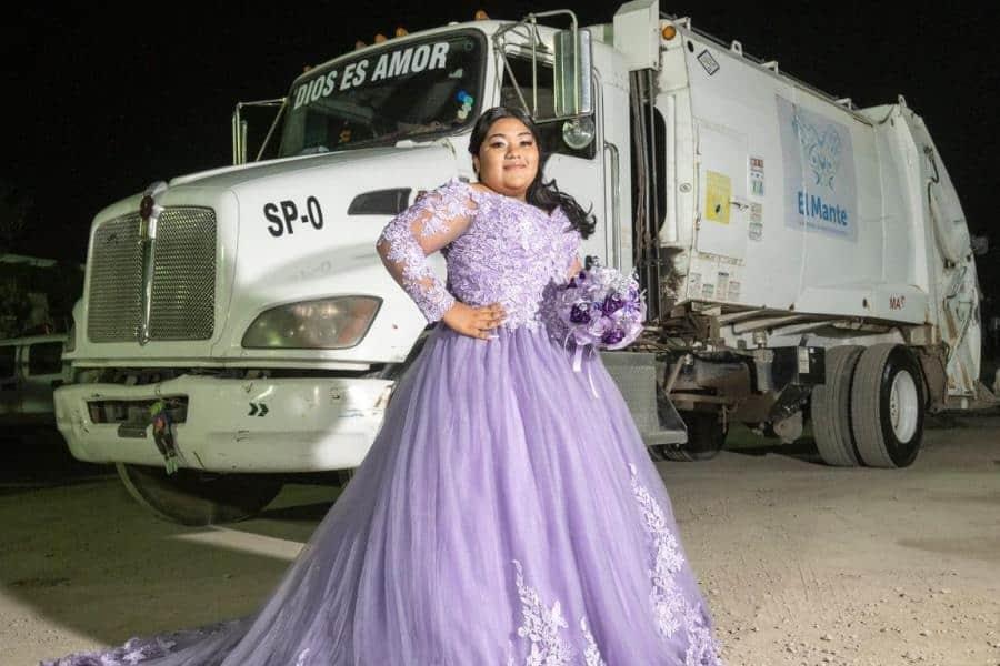 Quinceañera rinde homenaje a su padre y se toma foto en camión recolector de basura