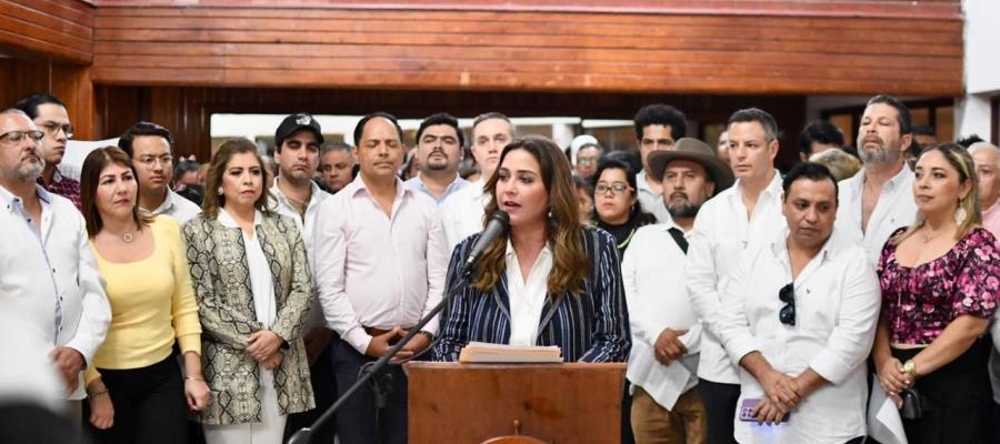 Renuncia masiva: 28 diputados del PRI en Veracruz dejan bancada para apoyar a Sheinbaum