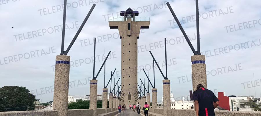 Estrenan luminarias en puente Manuel Pérez Merino