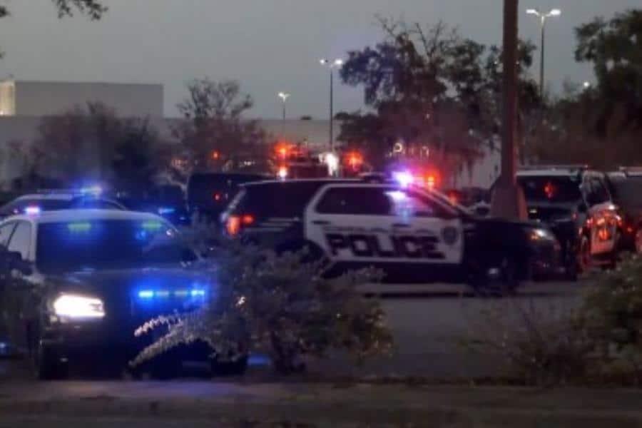 Tiroteo en centro comercial de Florida deja varias personas heridas