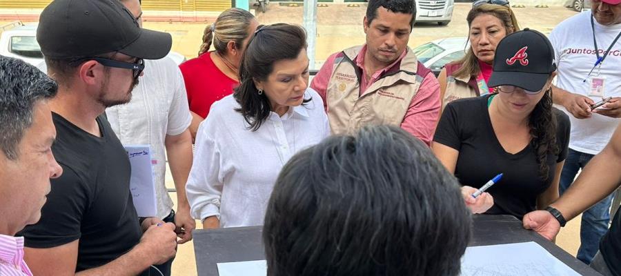 Román Meyer y Yolanda Osuna supervisan obra del malecón de Villahermosa