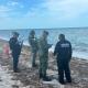 Captan persecución militar en playa de Tulum durante sesión de yoga