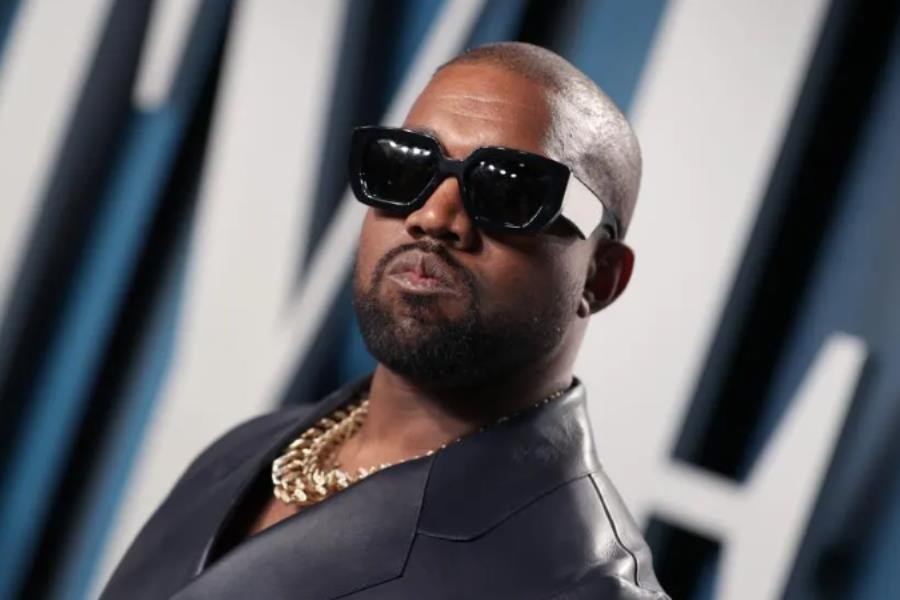 Se disculpa Kanye West por comentarios antisemitas