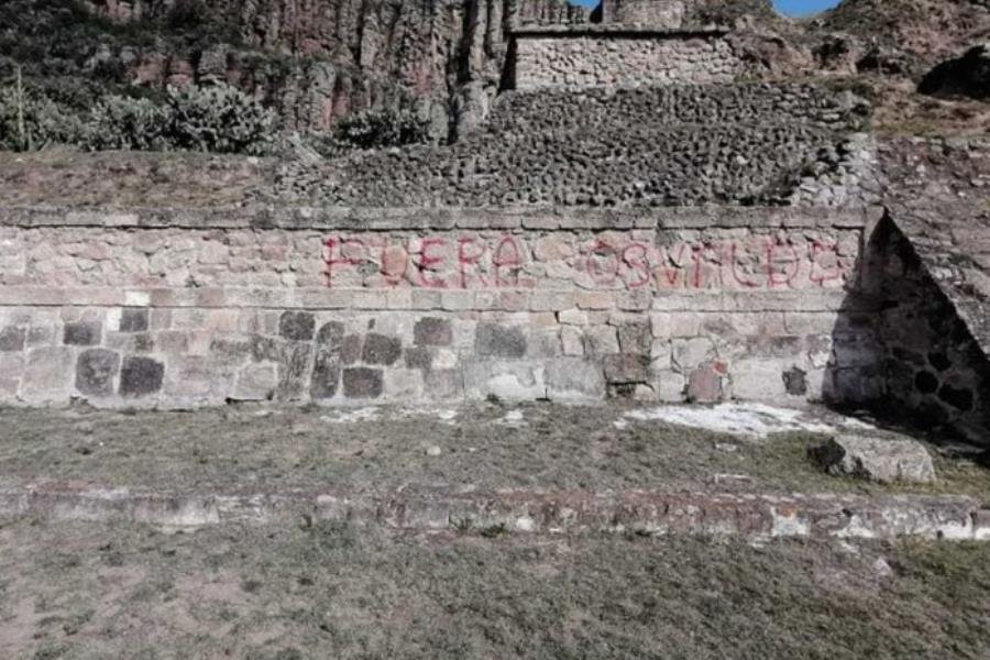 Realizan actos vandálicos en la zona arqueológica de Huapalcalco, Hidalgo