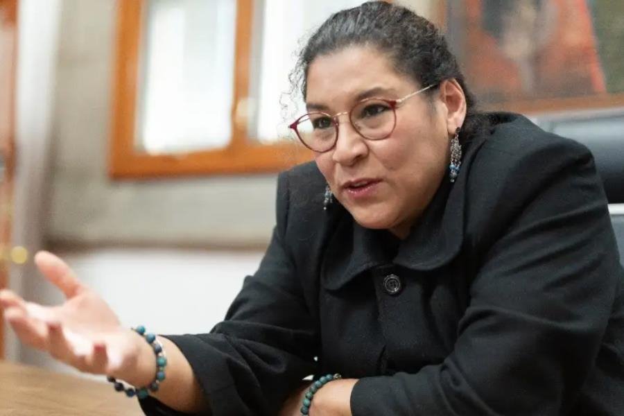 Presenta Lenia Batres demanda contra periodistas por daño moral